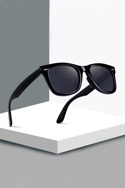 Siyah Erkek Güneş Gözlük Amerikan Çapraz Kesim