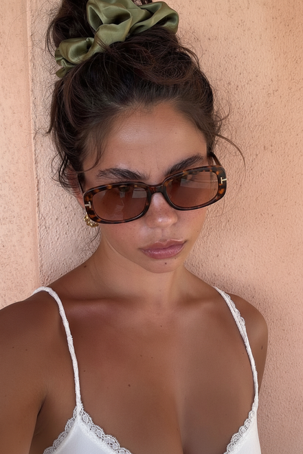 Gözlüklü manken fotoğrafı