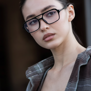 Mavi Işık Koruyucu Kadın Gözlük